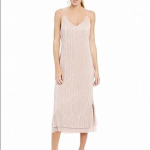 Gianni Bini Kerri pleated dress
